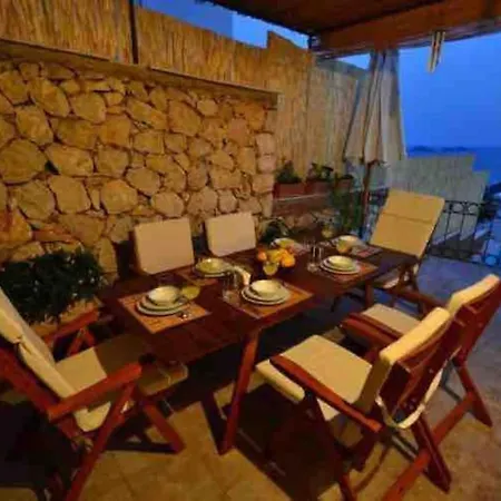 Vila Deniz Manzarali Ozel Havuzlu *
