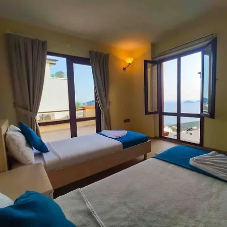 Vila Deniz Manzarali Ozel Havuzlu Kaş