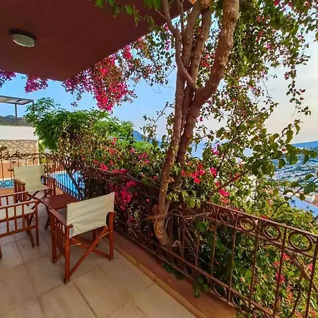 Vila Deniz Manzarali Ozel Havuzlu